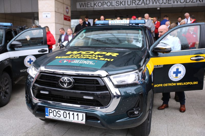 Nowoczesny sprzęt dla WOPR Wielkopolska. Trzy samochody, trzy łodzie i dron w służbie bezpieczeństwa mieszkańców